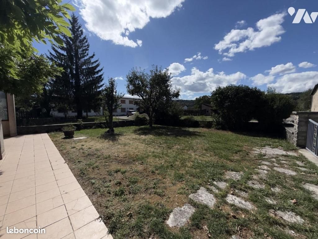 Maison à vendre, 192m², Izernore