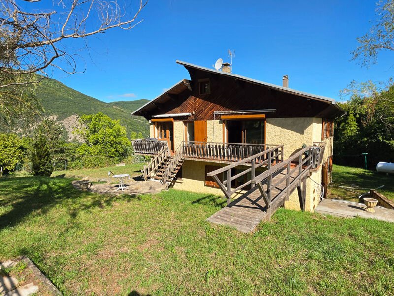 Maison à vendre, 158m², Saint-Etienne-le-Laus
