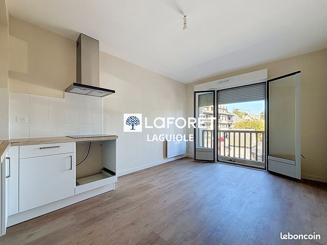 Appartement à louer, 26m², Laguiole