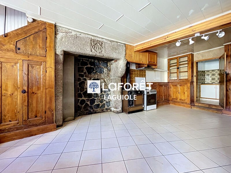 Maison à vendre, 72m², Saint-Urcize
