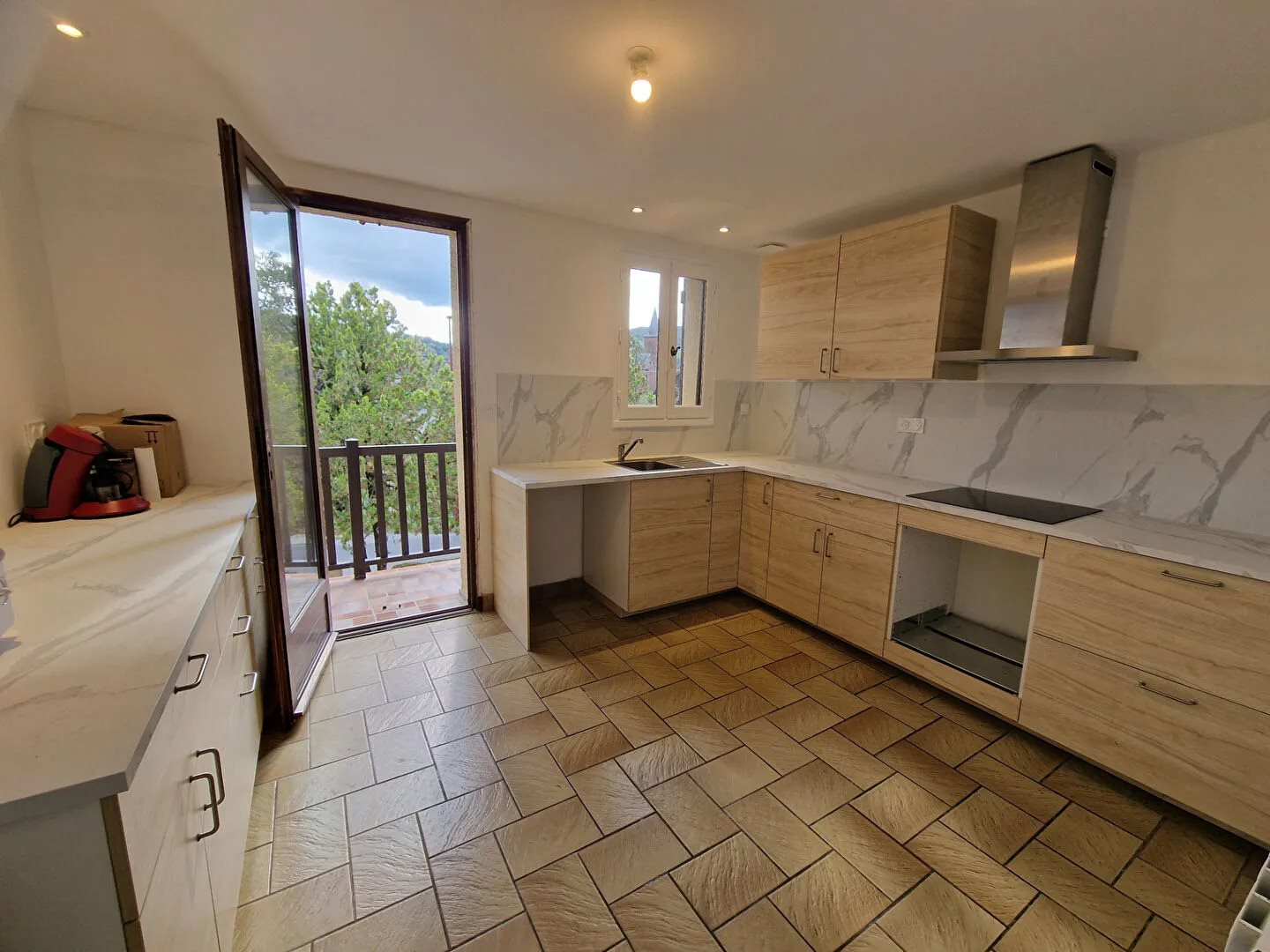 Maison à louer, 144m², Saint-Christophe-Vallon
