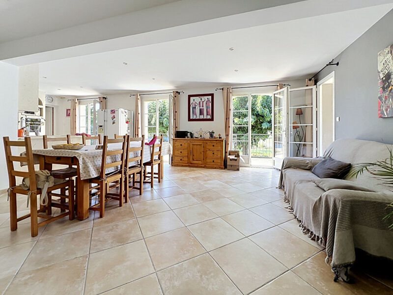 Maison à vendre, 141m², Cuges-les-Pins