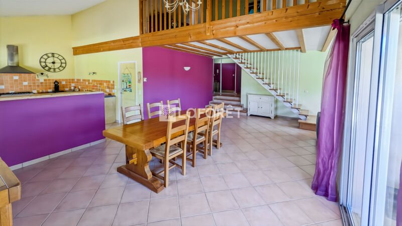 Maison à vendre, 148m², Charmes-sur-Rhône