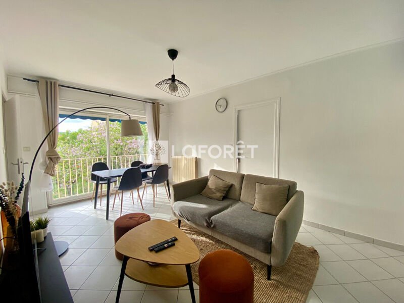 Appartement à louer, 12m², Valence