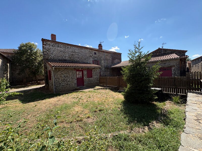 Maison à vendre, 190m², Saint-Georges-d'Aurac