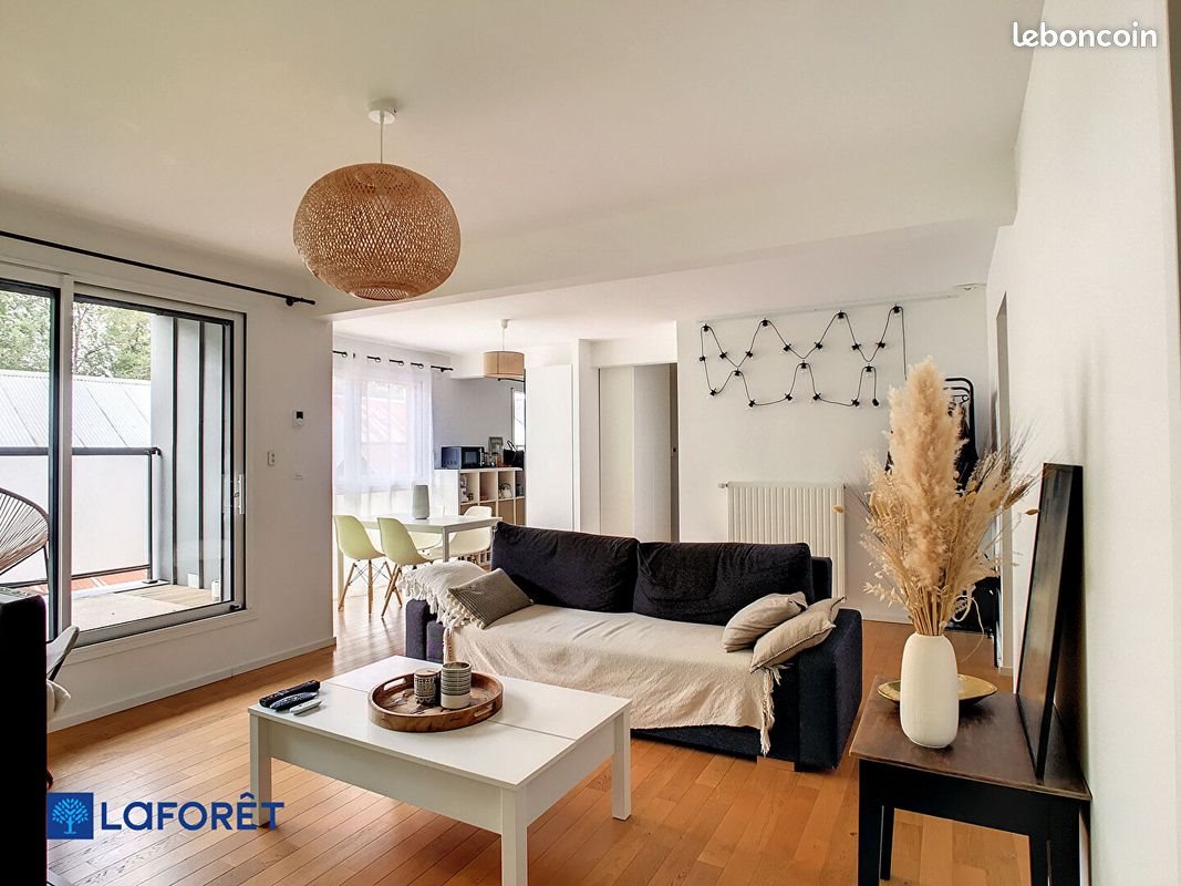 Appartement à louer, 77m², Héric