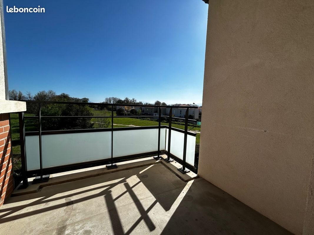 Appartement à louer, 41m², Saint-Estève