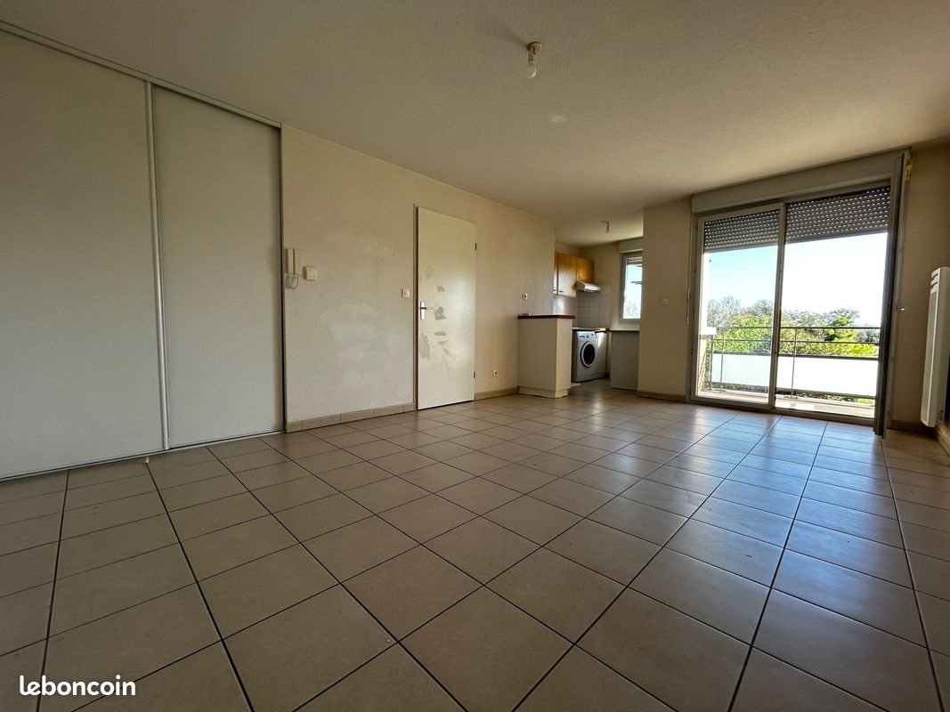 Appartement à louer, 41m², Saint-Estève