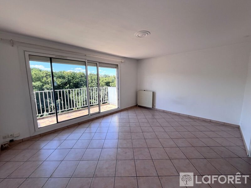 Appartement à louer, 70m², Oullins