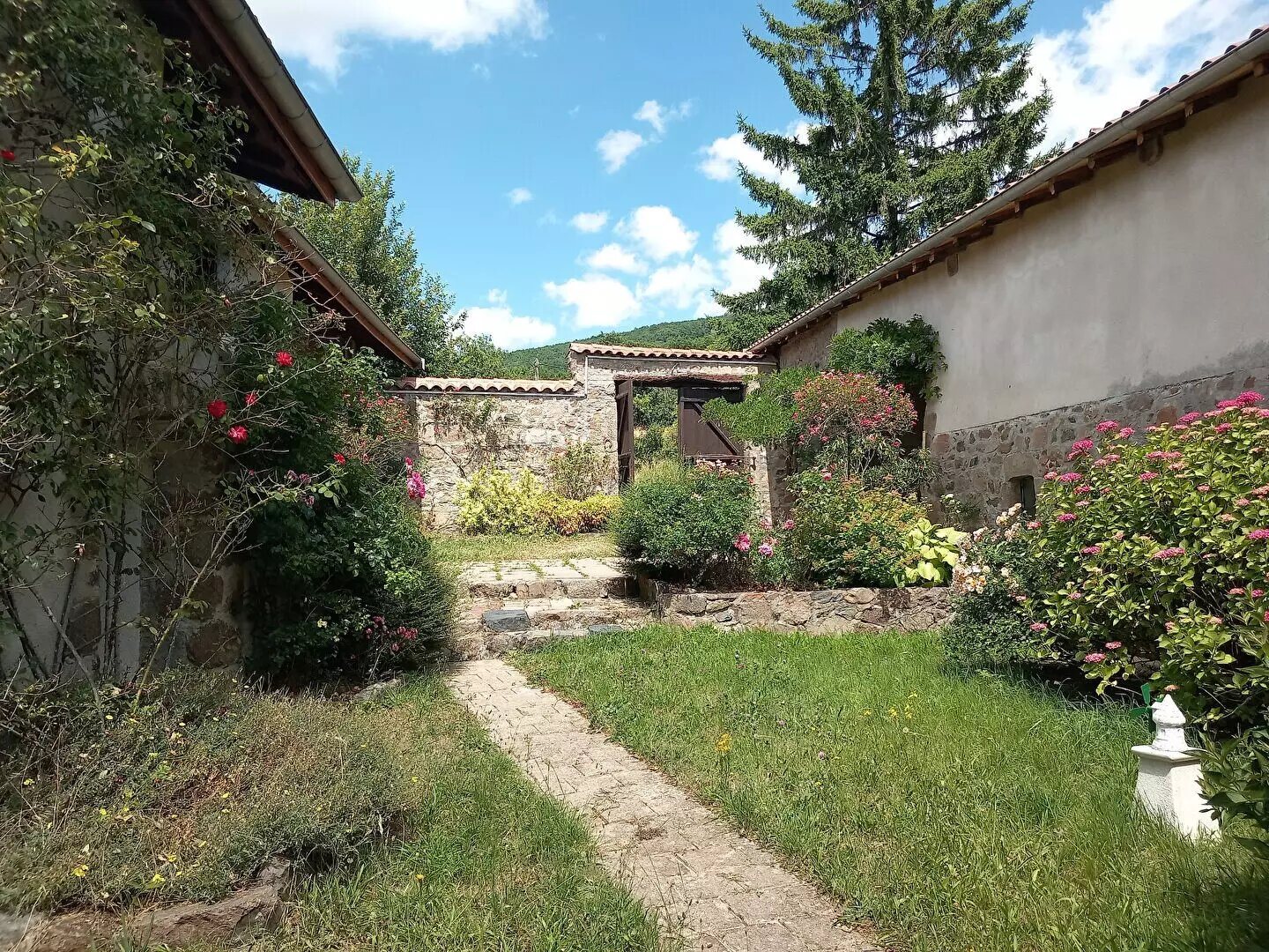 Maison à vendre, 111m², Brullioles