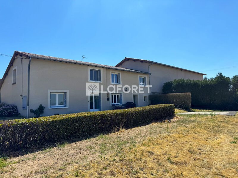Maison à vendre, 135m², Saint-Laurent-de-Chamousset
