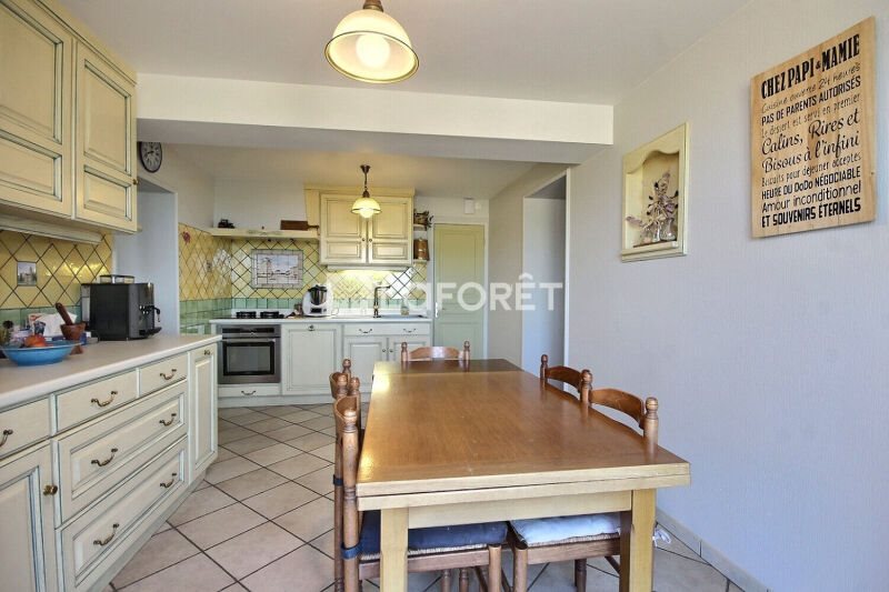 Maison à vendre, 135m², Saint-Laurent-de-Chamousset