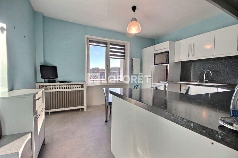 Maison à vendre, 190m², Saint-Laurent-de-Chamousset