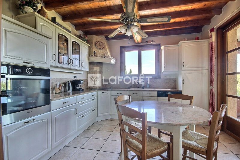 Maison à vendre, 107m², Larajasse