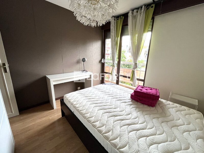 Appartement à louer, 46m², Bron