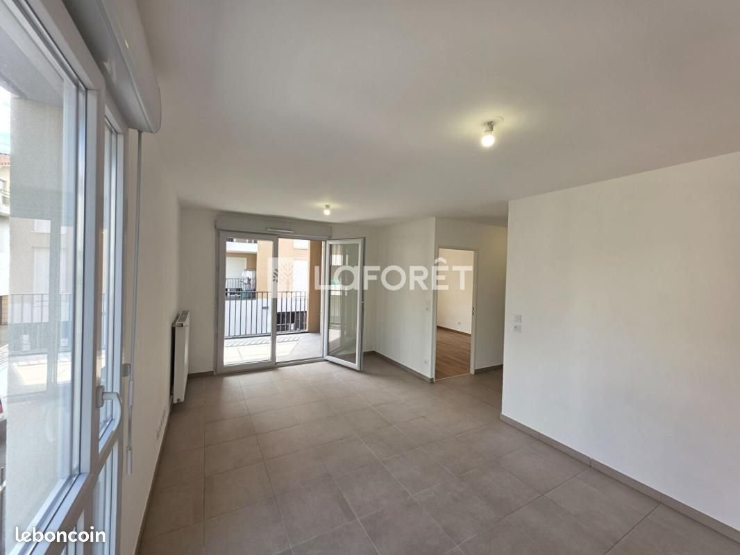 Appartement à louer, 41m², Vaulx-en-Velin