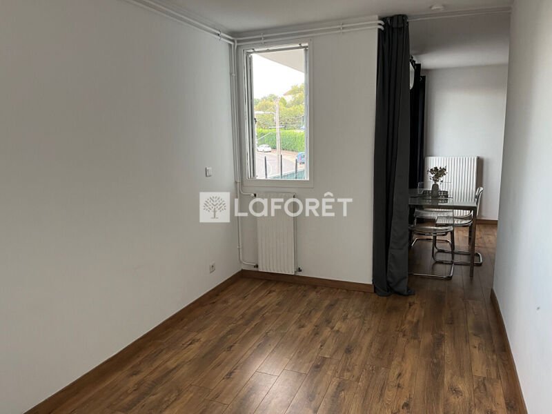 Appartement à louer, 66m², Irigny