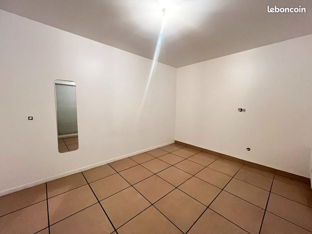 Appartement à louer, 63m², Vienne