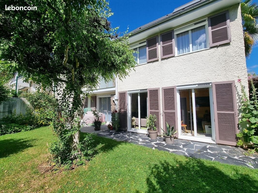 Maison à vendre, 142m², Saint-Léger-du-Bourg-Denis