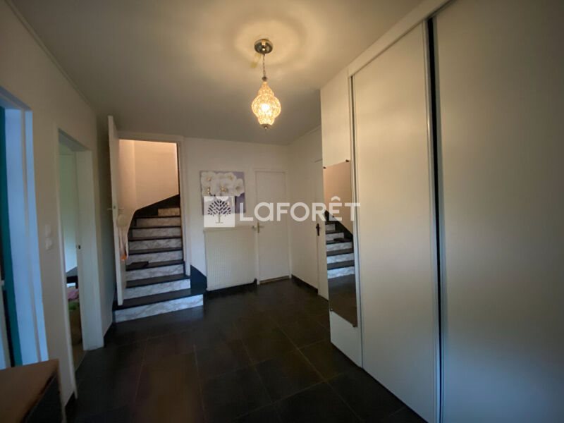 Maison à vendre, 200m², Saint-Léger-du-Bourg-Denis