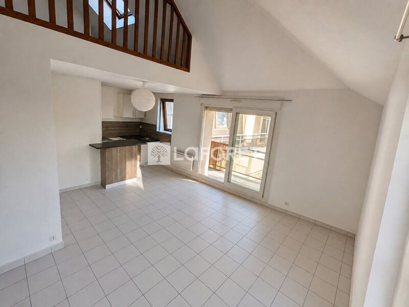 Appartement à louer, 36m², Pontault-Combault