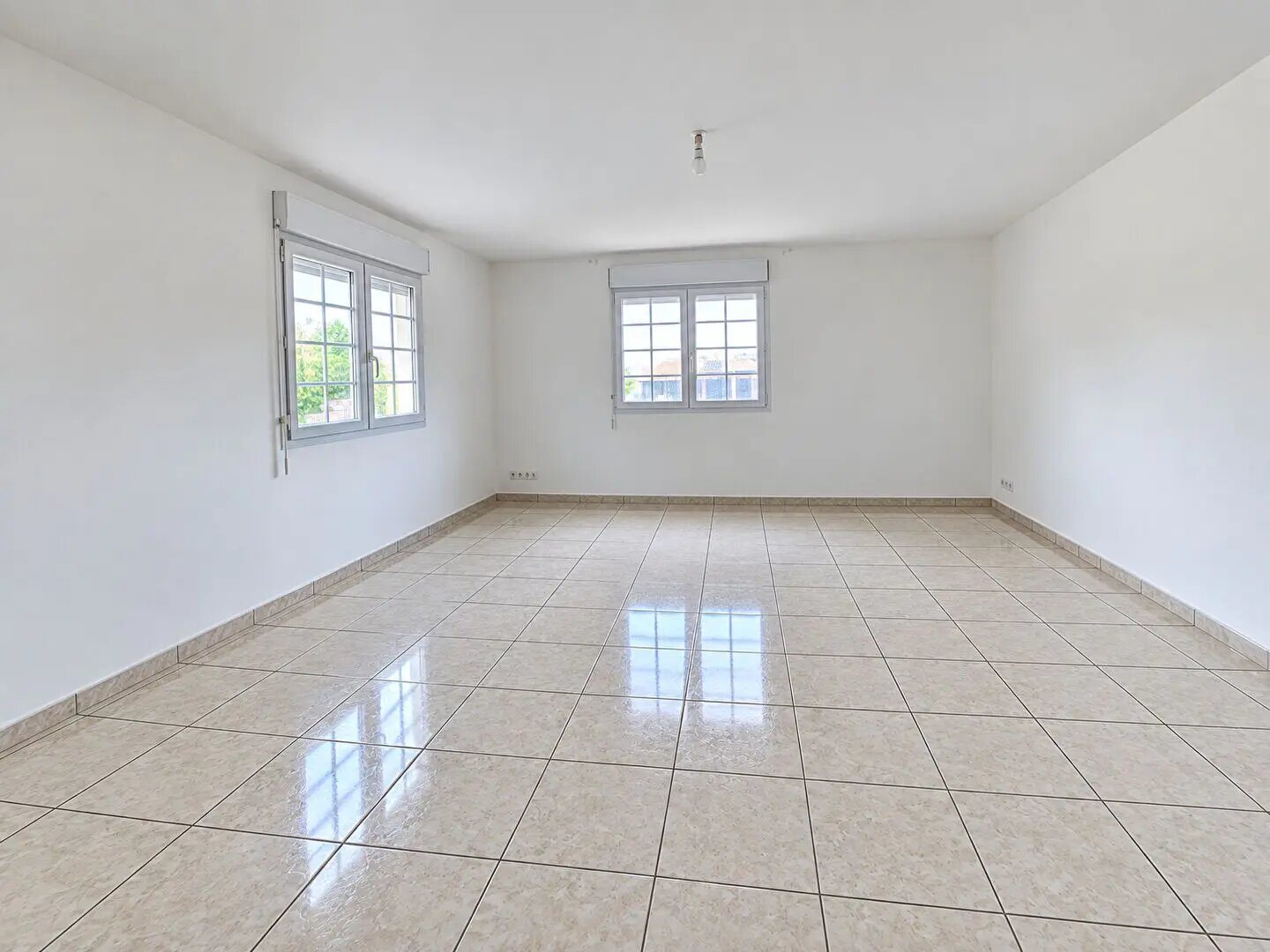 Appartement à louer, 81m², Grisy-Suisnes