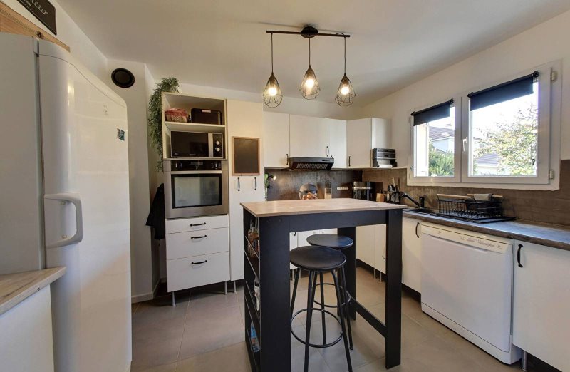 Maison à vendre, 82m², Chevry-Cossigny