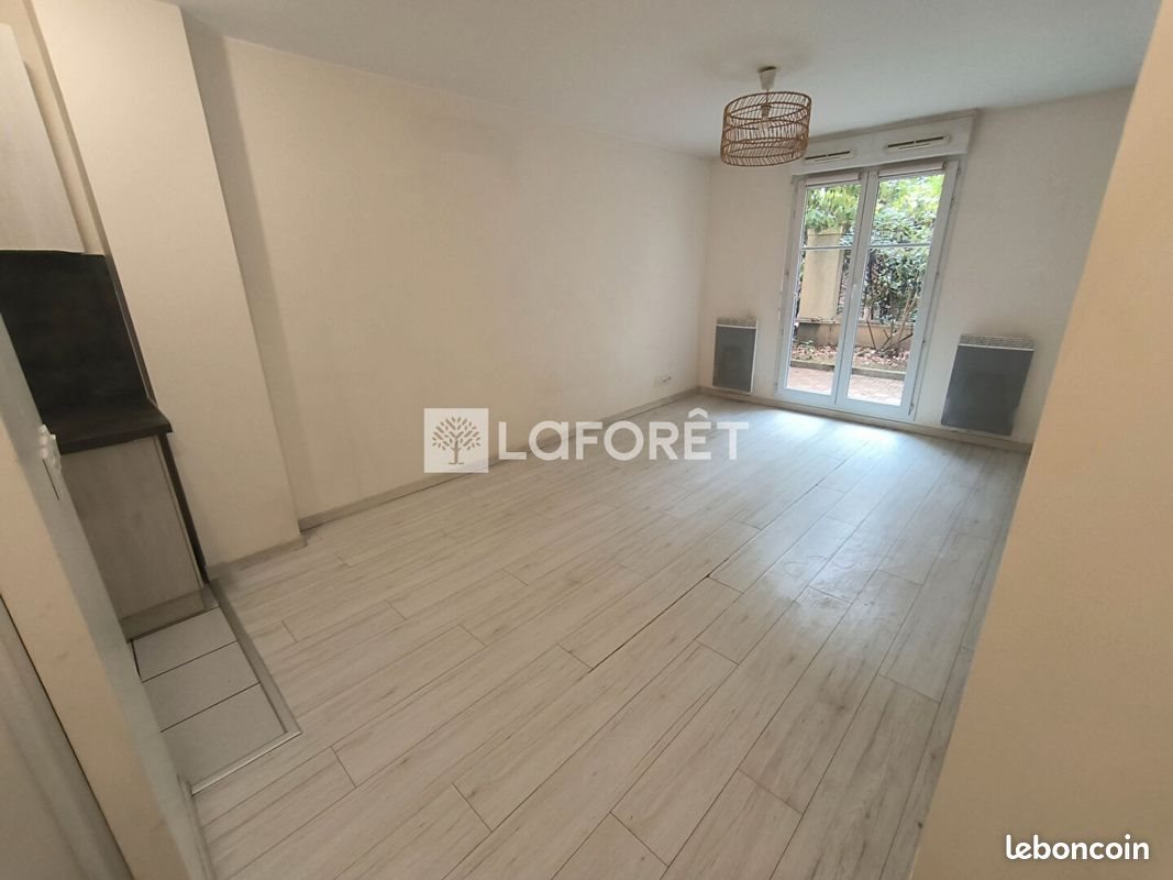 Appartement à vendre, 24m², Mantes-la-Jolie