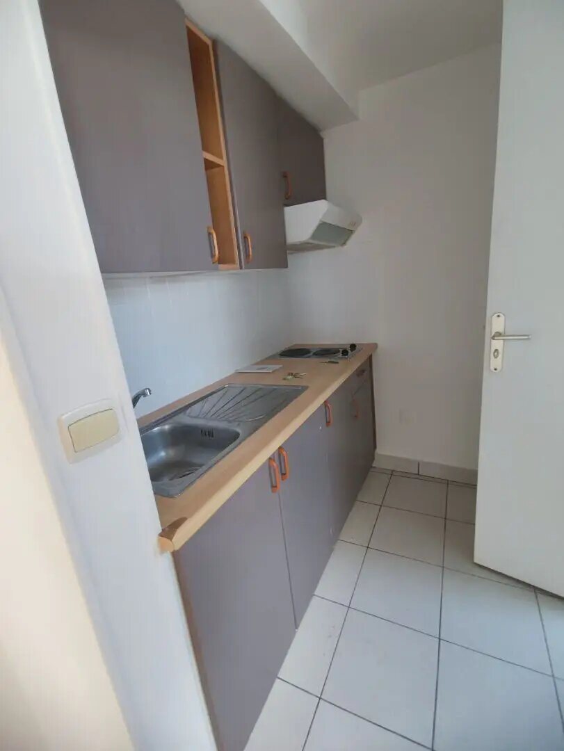 Appartement à louer, 25m², Mantes-la-Ville
