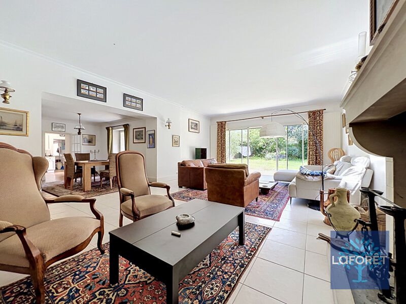 Maison à vendre, 182m², Nesmy
