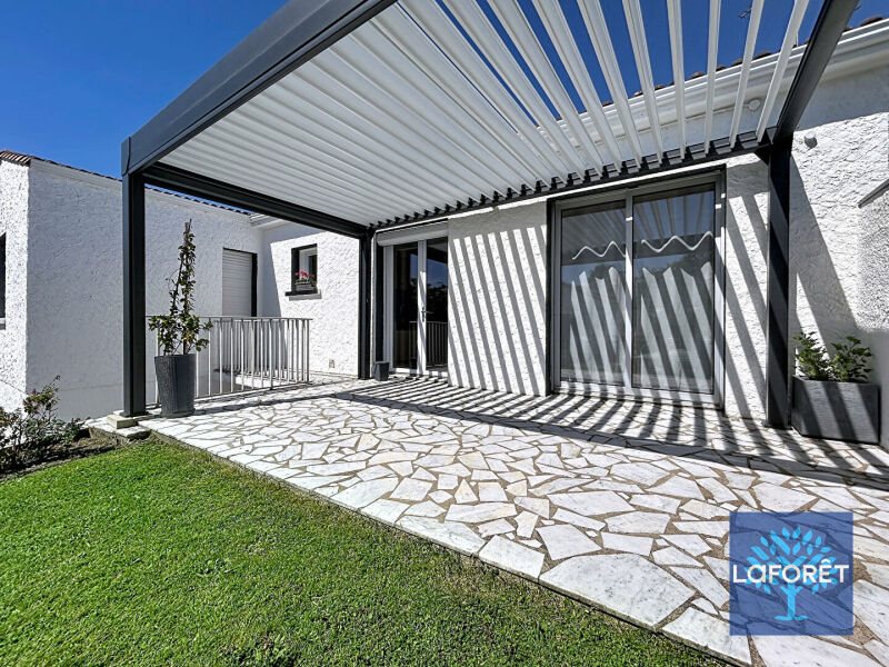 Maison à vendre, 138m², Nesmy