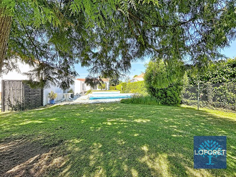 Maison à vendre, 138m², Nesmy