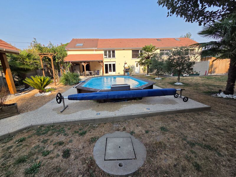 Maison à vendre, 377m², Forges-les-Bains