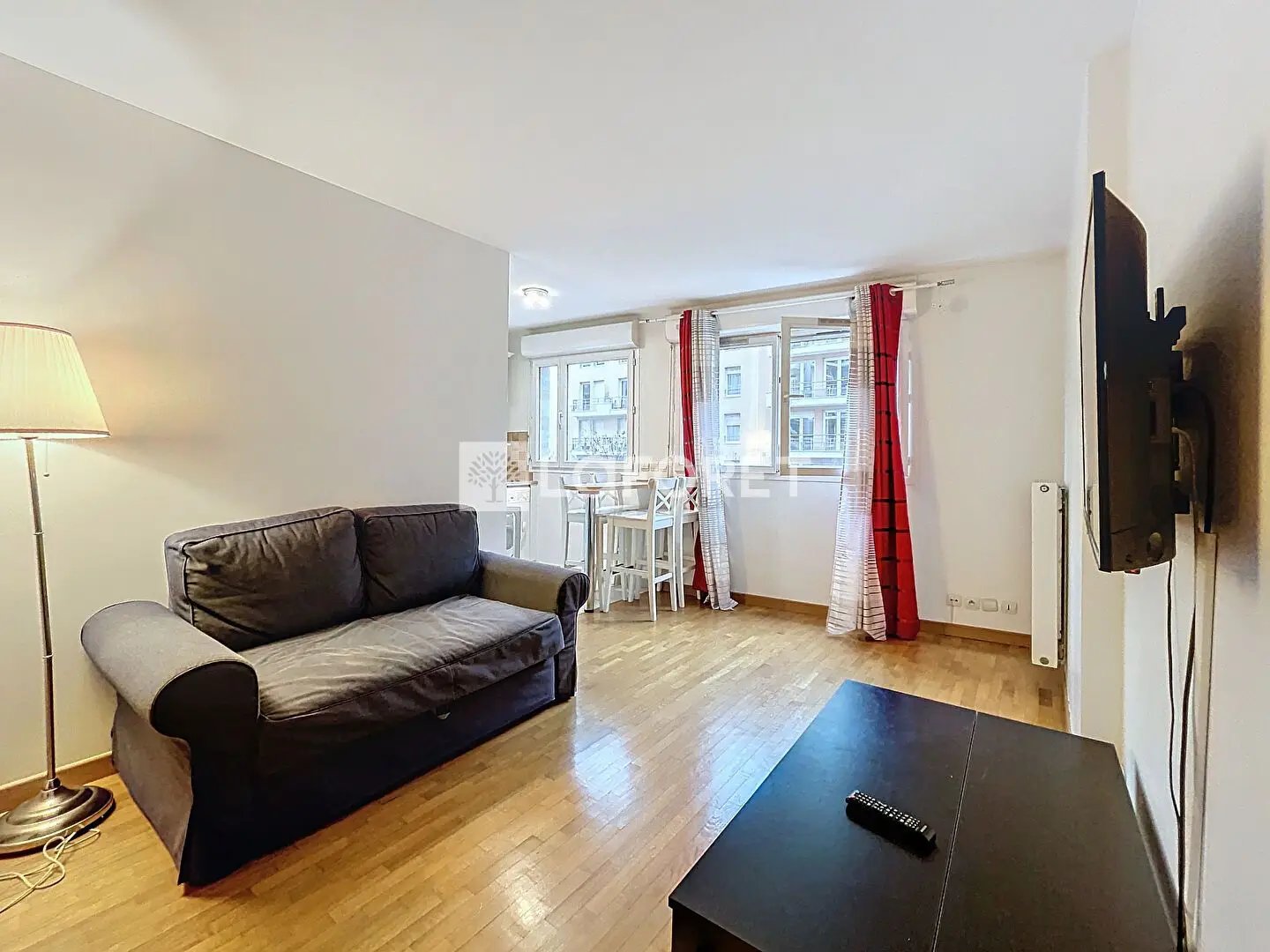 Appartement à louer, 35m², Courbevoie