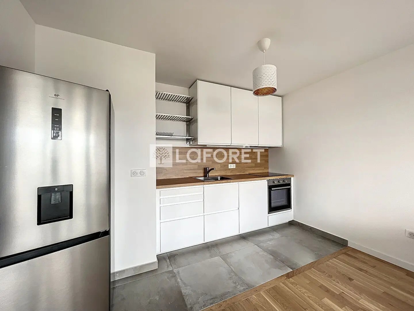 Appartement à louer, 41m², Courbevoie