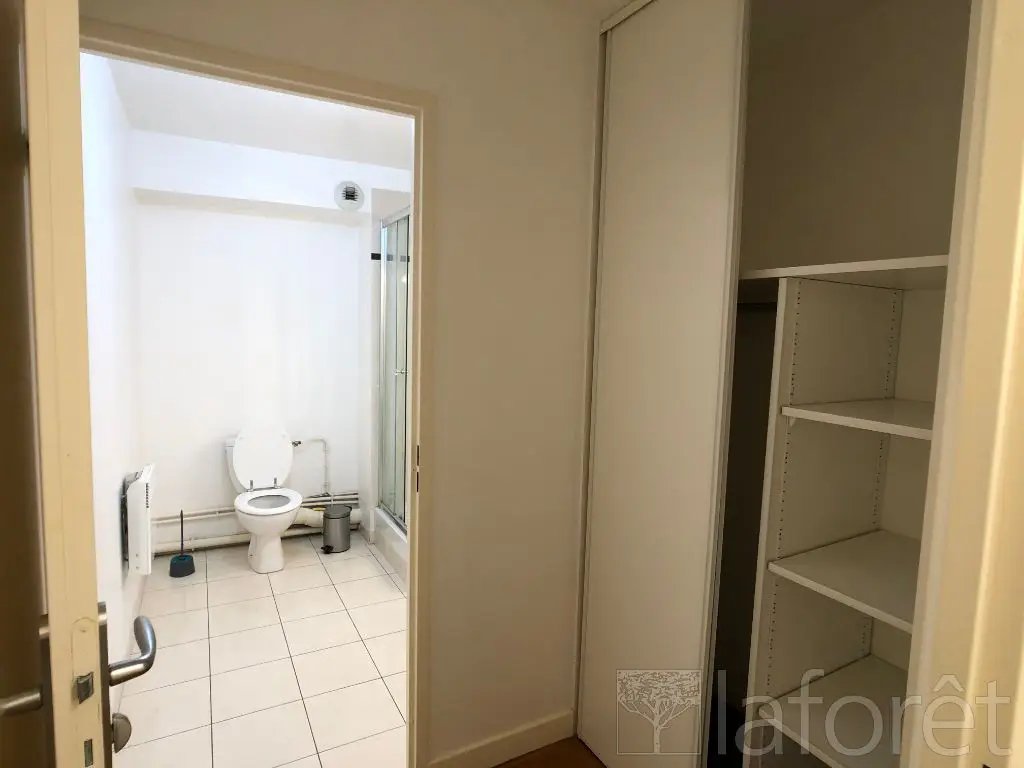 Appartement à louer, 31m², Courbevoie