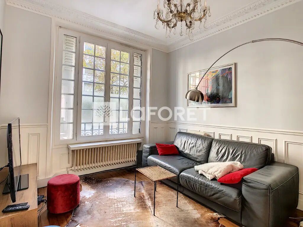 Appartement à vendre, 56m², Courbevoie