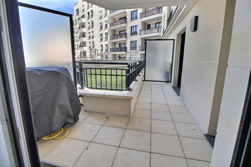 Appartement à louer, 70m², Suresnes