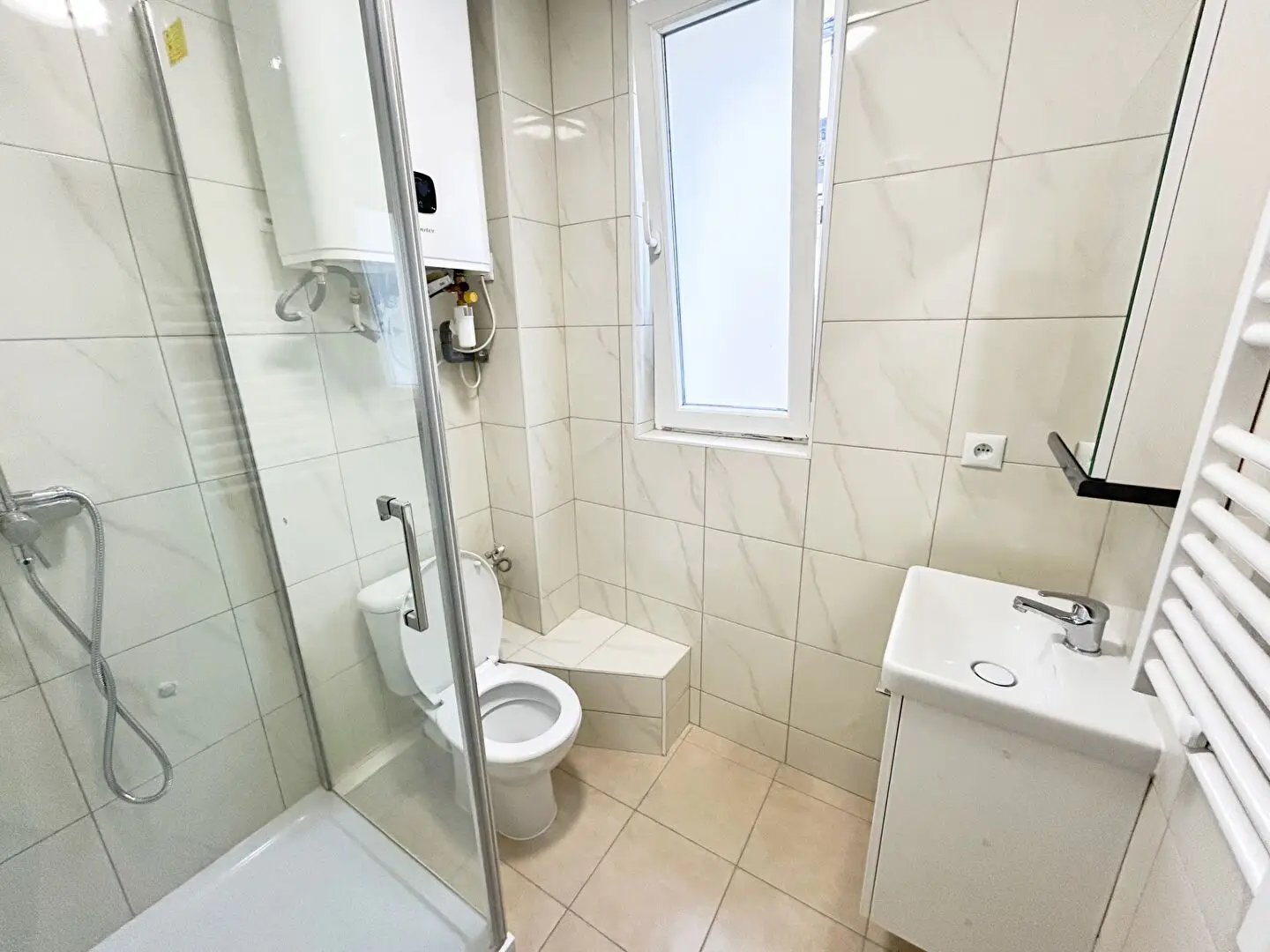 Appartement à louer, 25m², Paris 19ème