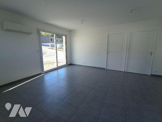 Maison à vendre, 50m², Pont-d'Ouilly