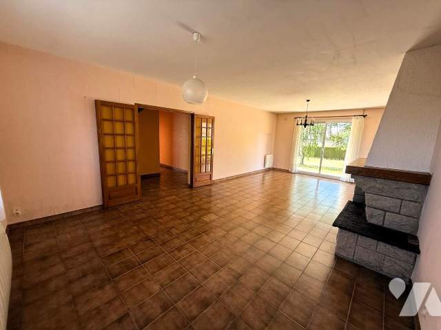 Maison à louer, 140m², Brécé