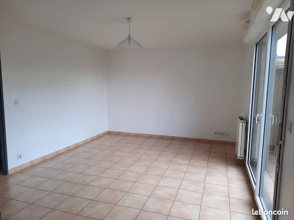 Appartement à louer, 58m², Châteaubourg