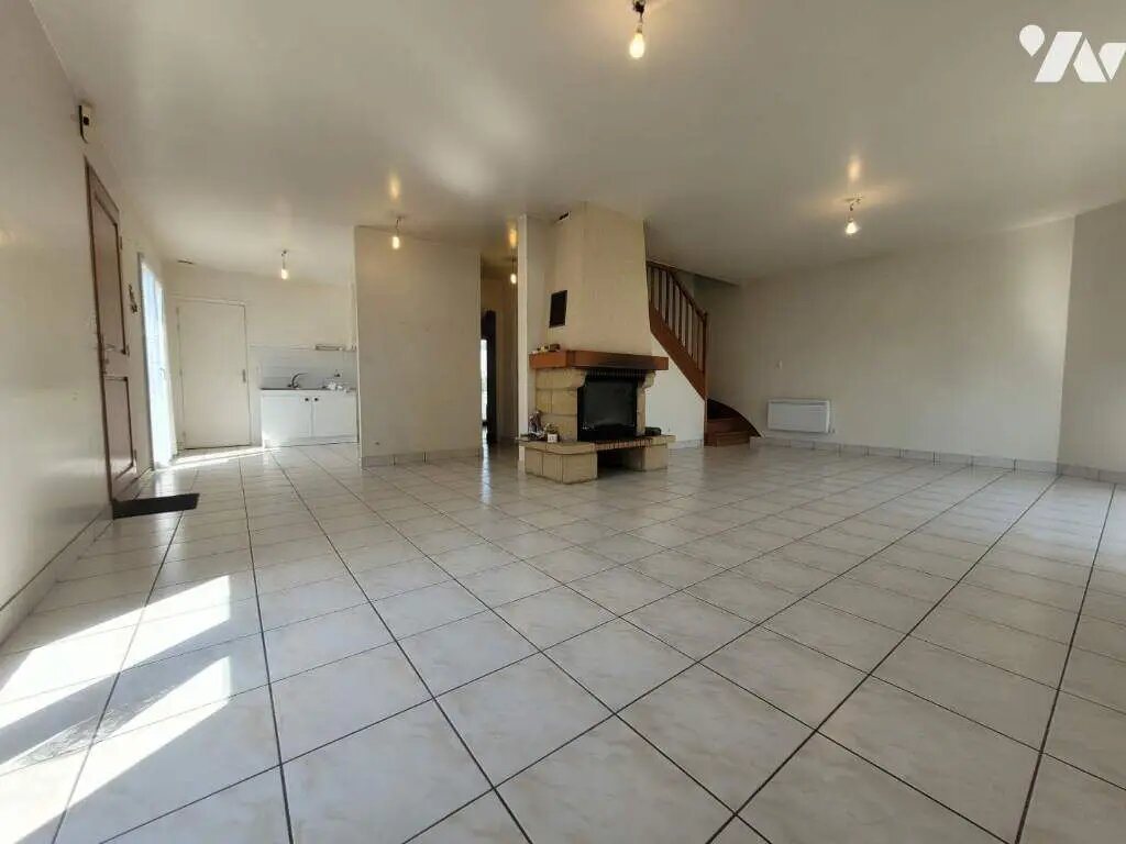 Maison à vendre, 106m², Châteaubourg