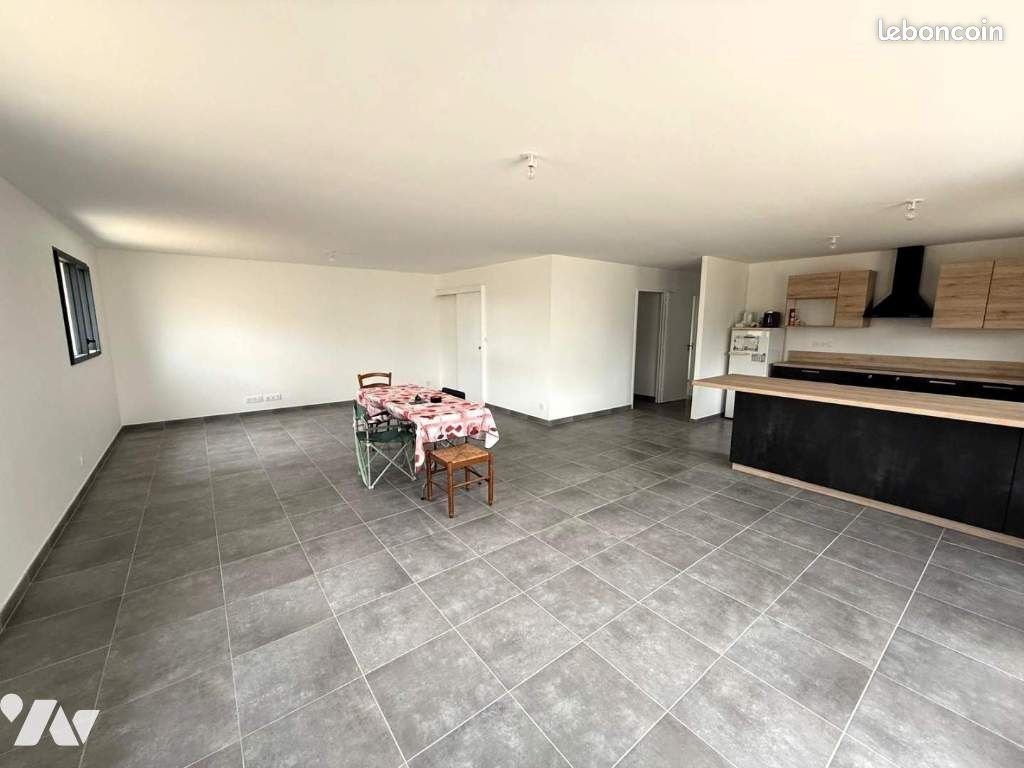 Maison à louer, 119m², Châteaubourg