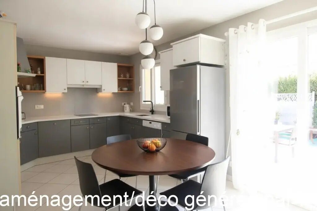 Maison à vendre, 112m², Neuville-de-Poitou