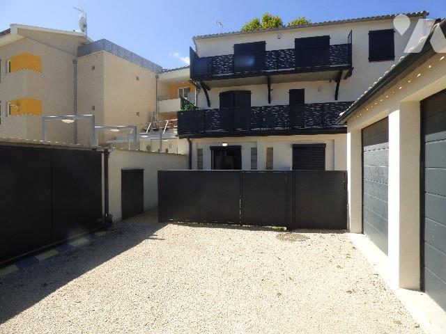 Appartement à vendre, 135m², Sainte-Cécile-les-Vignes