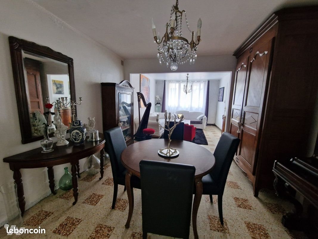 Maison à vendre, 189m², Saint-Quentin