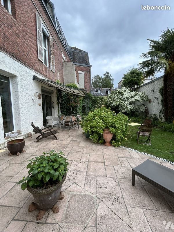 Maison à vendre, 249m², Saint-Quentin