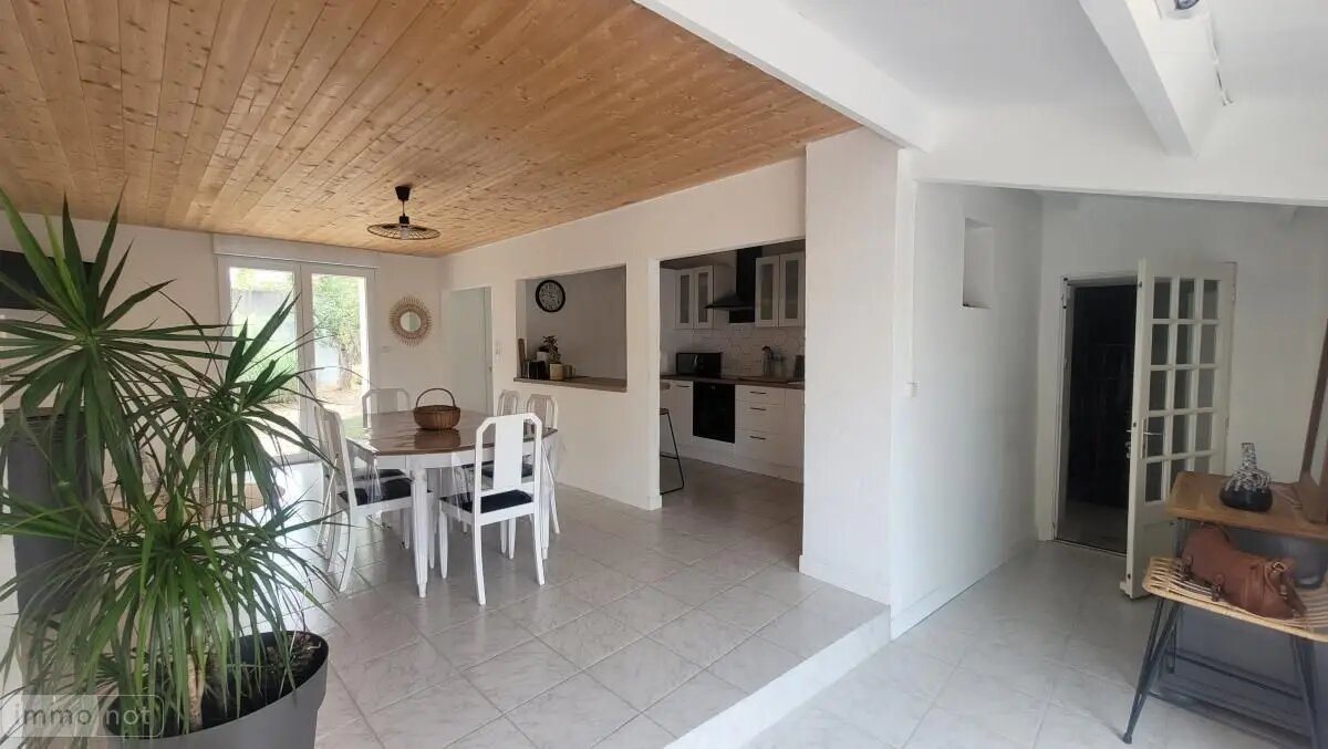 Maison à vendre, 125m², Vouillé-les-Marais