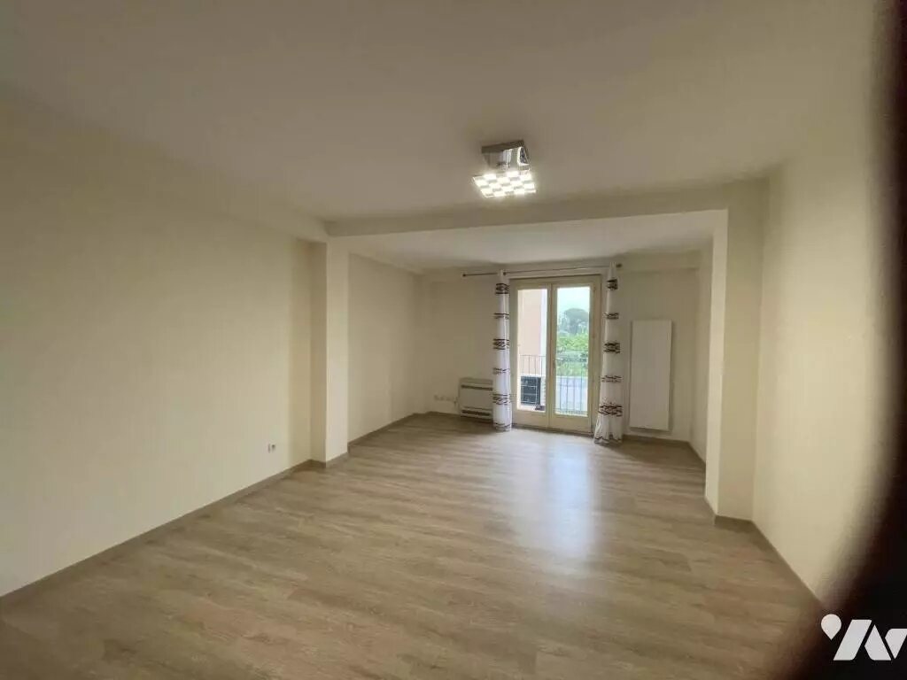 Appartement à vendre, 70m², Valréas